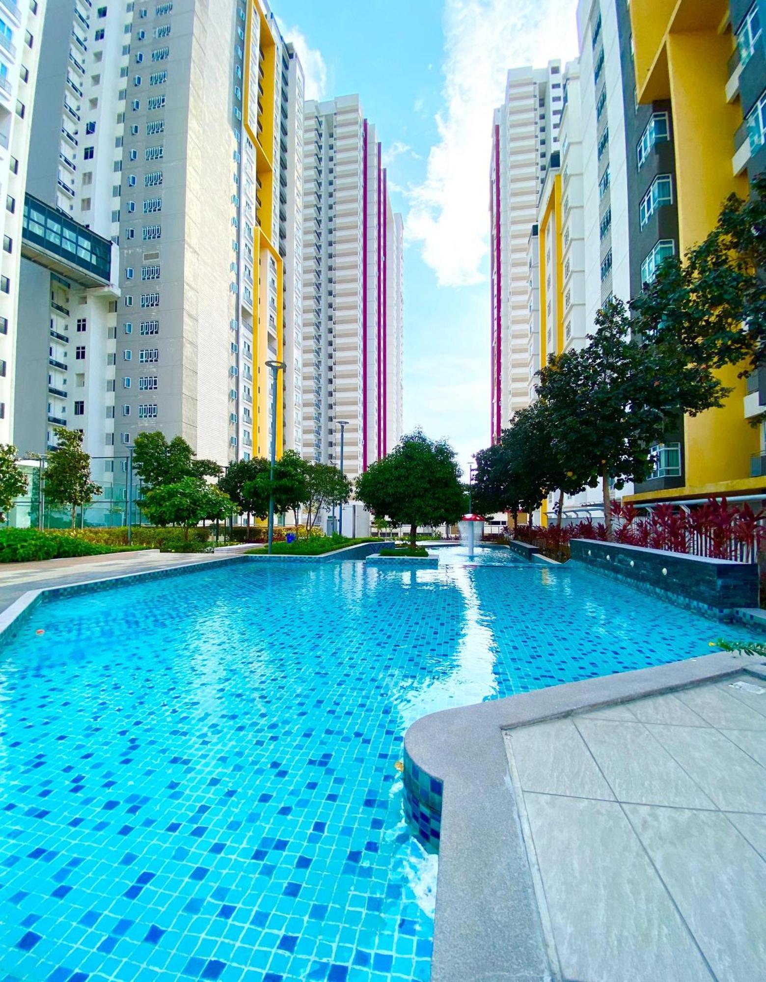 Apartment Pool View At Mesahill By D'kay Homes, Near Usim Klia *