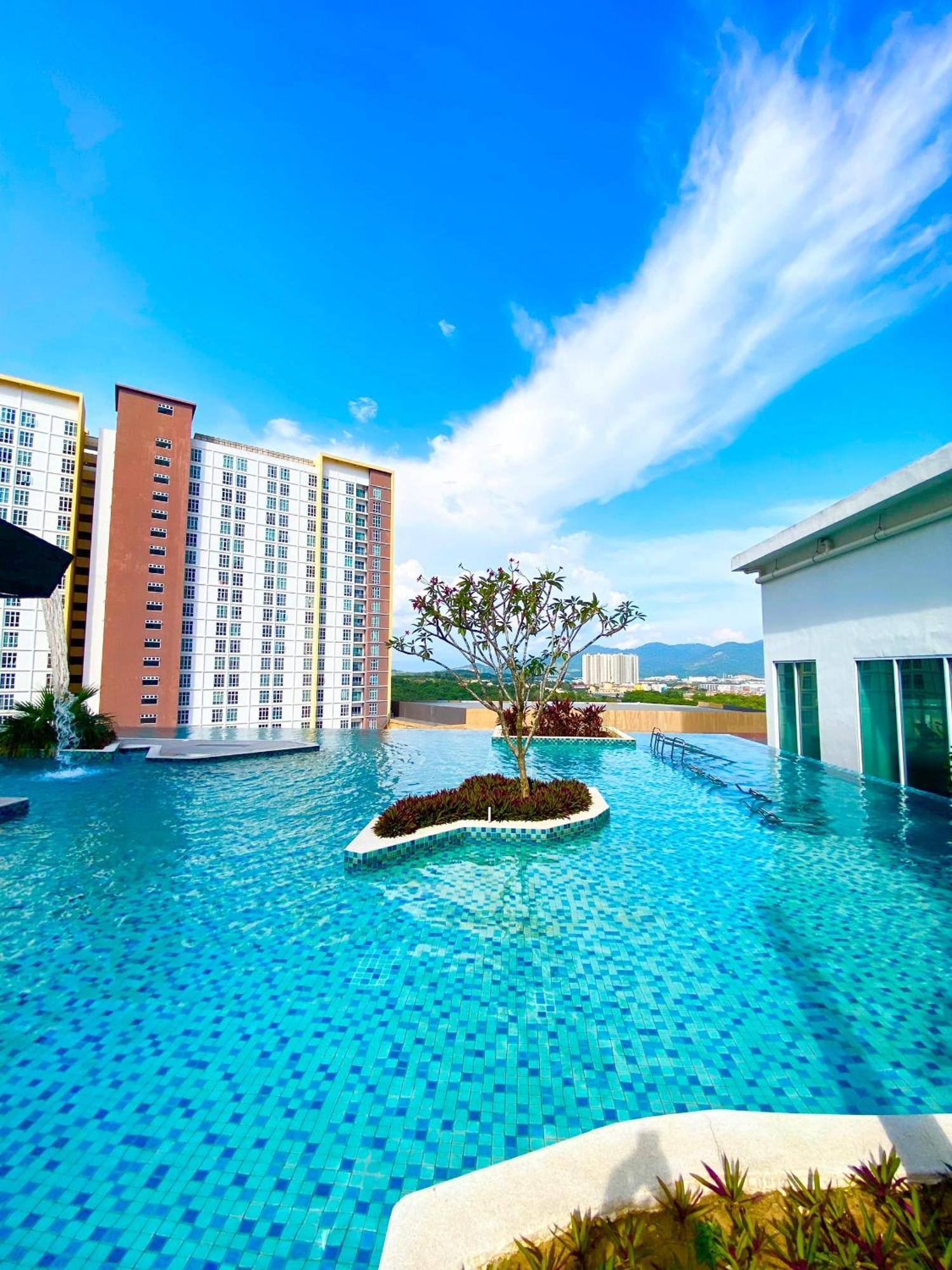 Apartment Pool View At Mesahill By D'kay Homes, Near Usim Klia Nilai