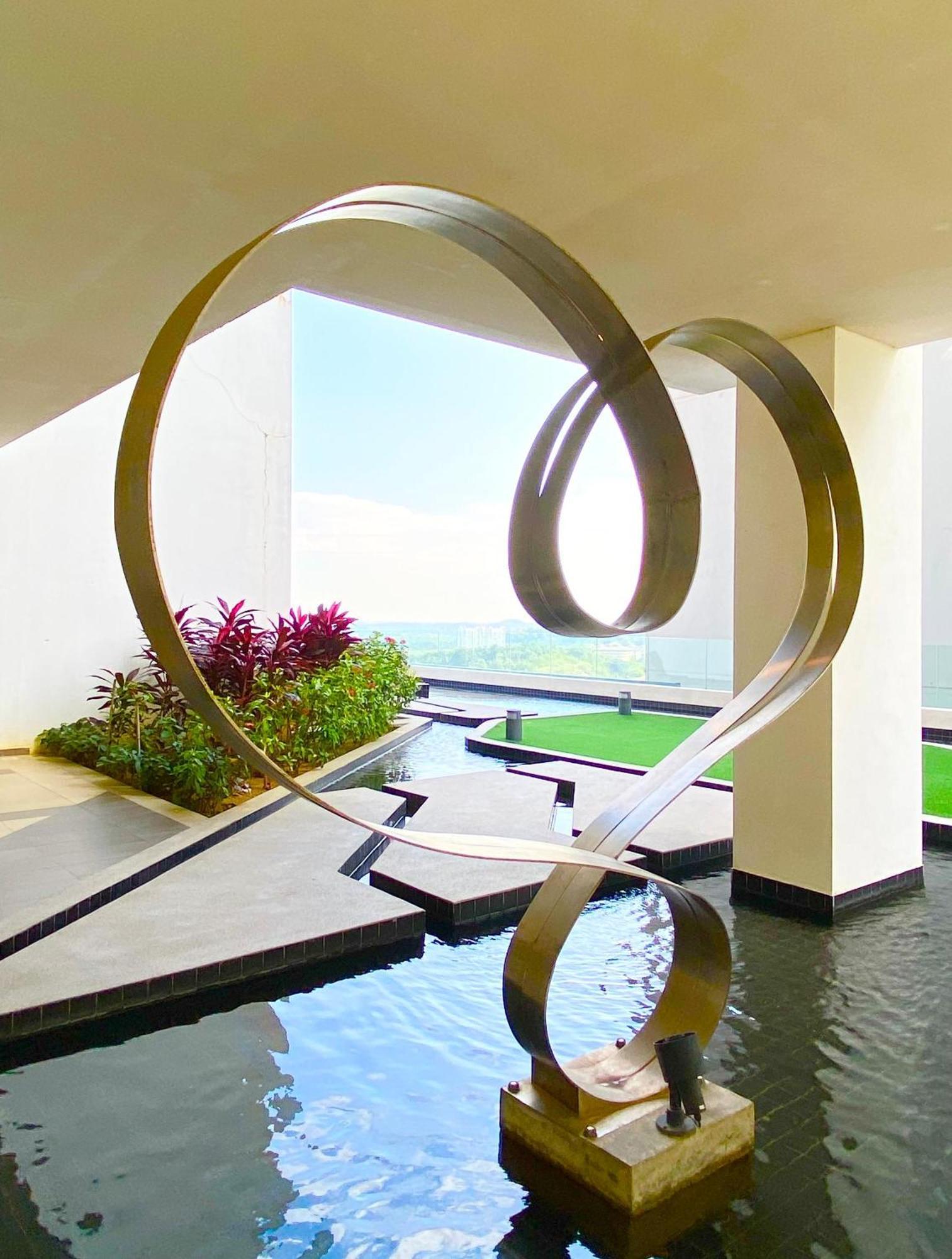 Apartment Pool View At Mesahill By D'kay Homes, Near Usim Klia