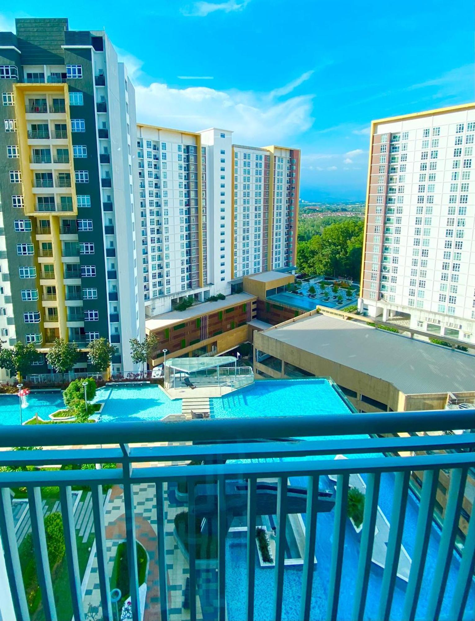 Apartment Pool View At Mesahill By D'kay Homes, Near Usim Klia Nilai
